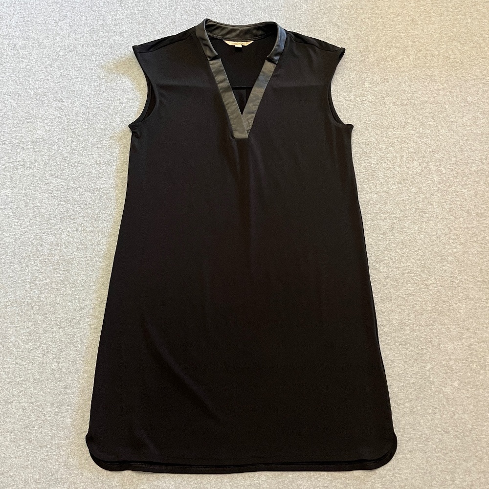 Banana Republic Dress Womens XS Black Shift Sleeveless V Neck Modern